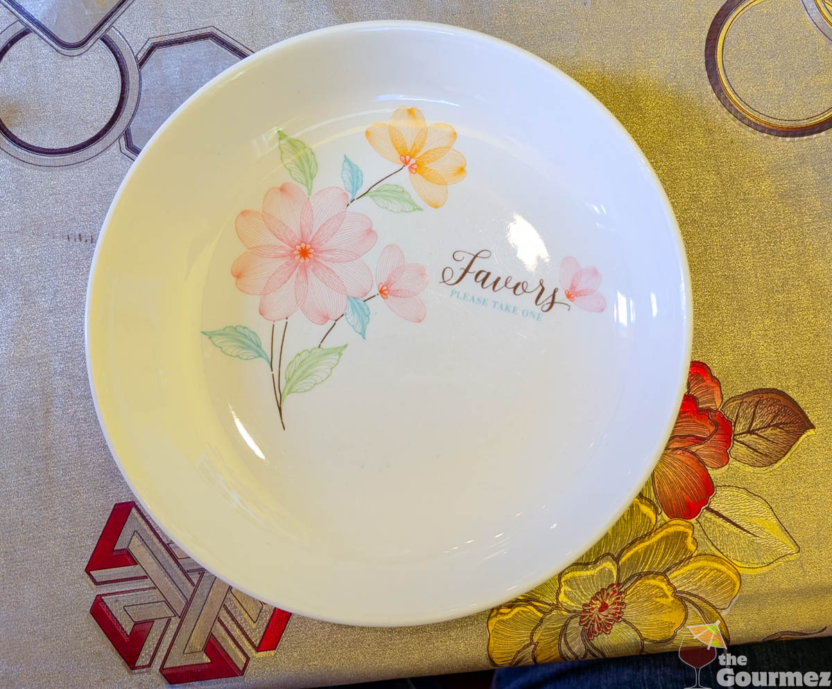 rose garden uptown plates