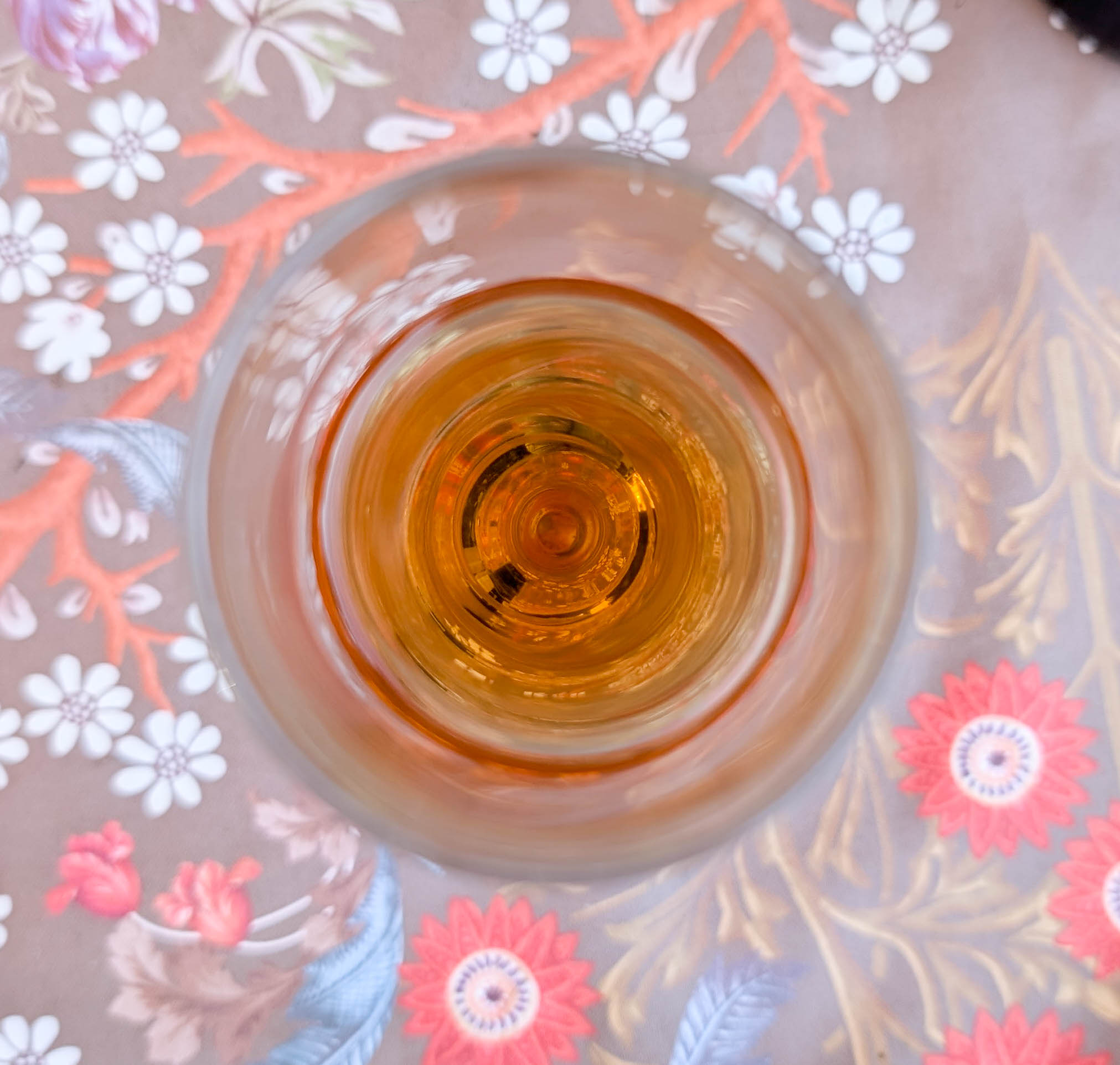 ine mankai sake in the glass