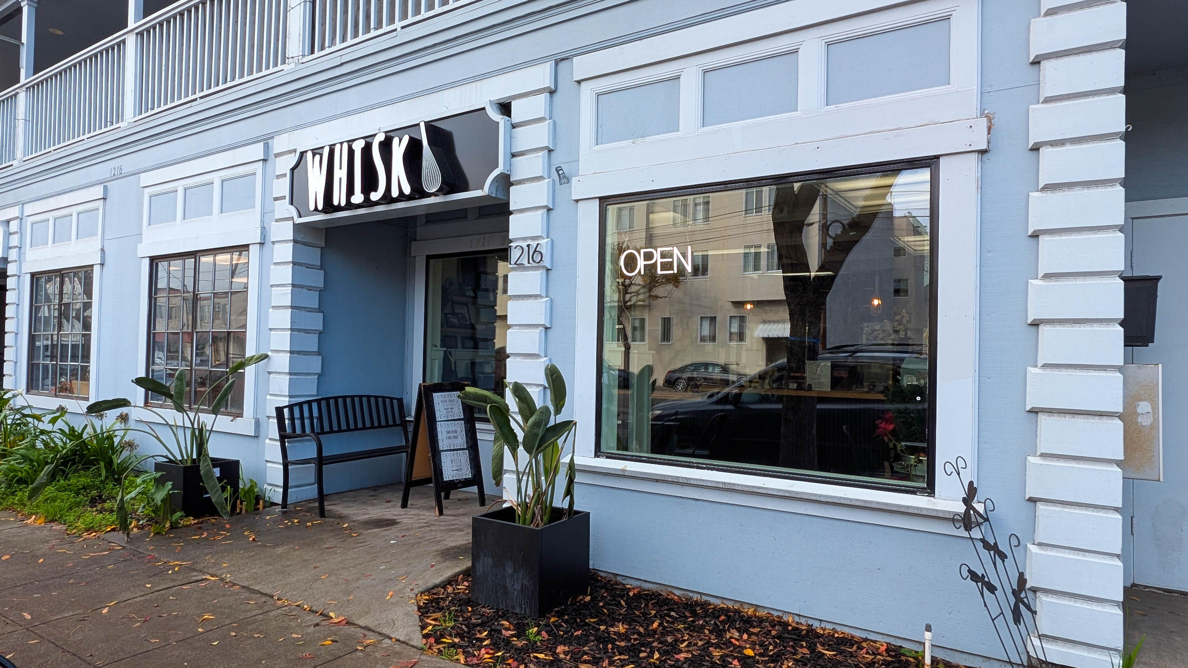whisk cake storefront