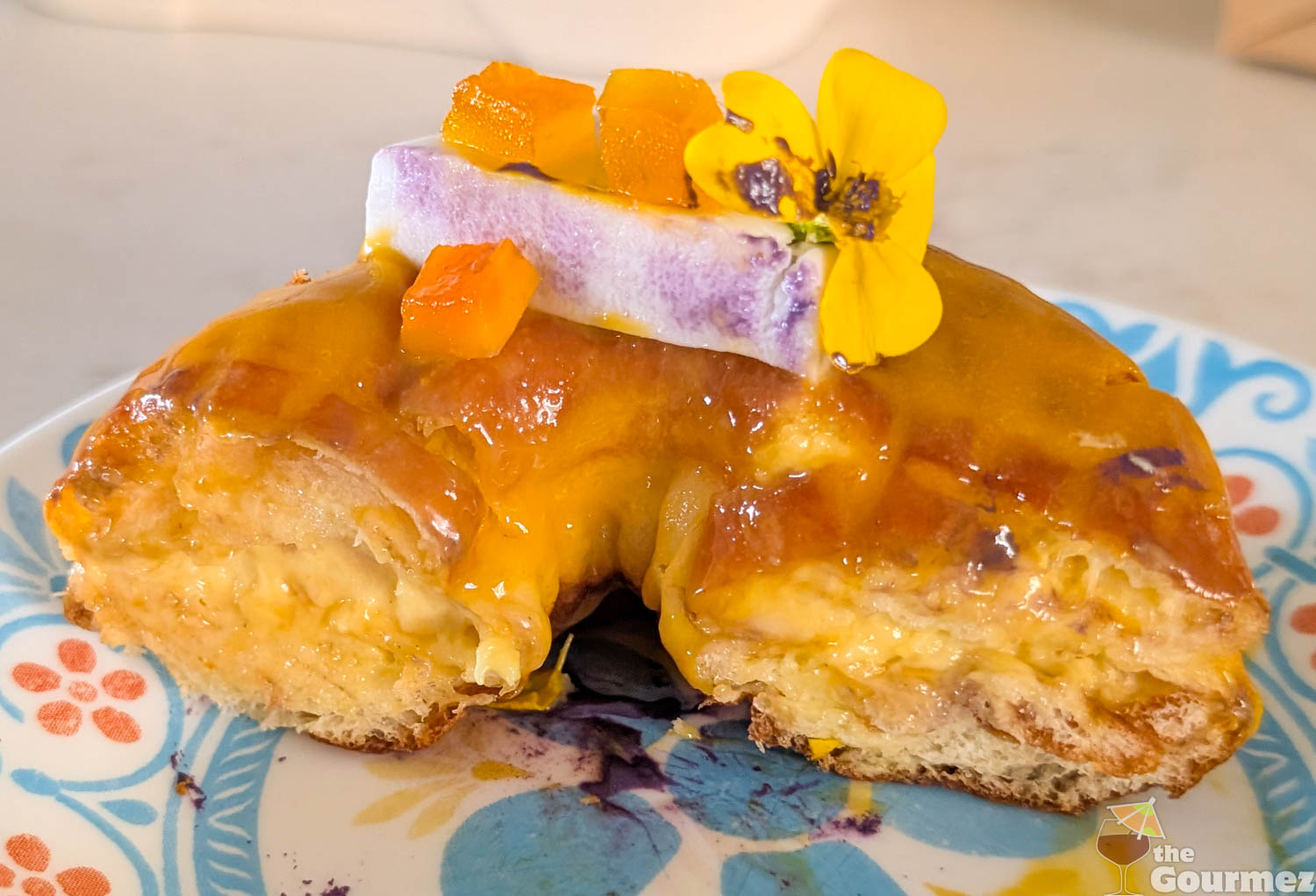 bun appetit passion mango donut